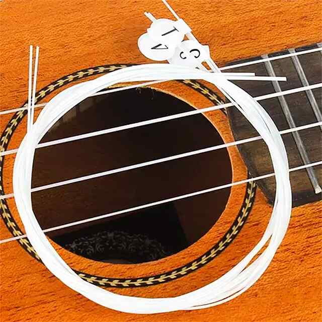 4 струни для класичної укулеле — повний комплект в Україні. - 3 фото товару