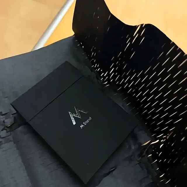 Чорні гральні карти | Розкішний дизайн Magic Dmagic Box | Україна - 2 фото товару