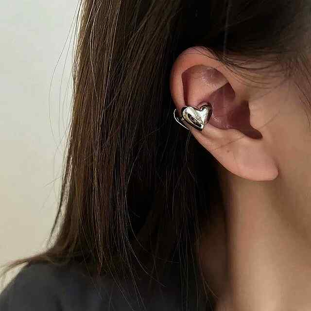 Стильна сережка-підвіска для підлітків та дівчат з колекції Burgundy Bijouterie (знижка 20% по коду PROM20)