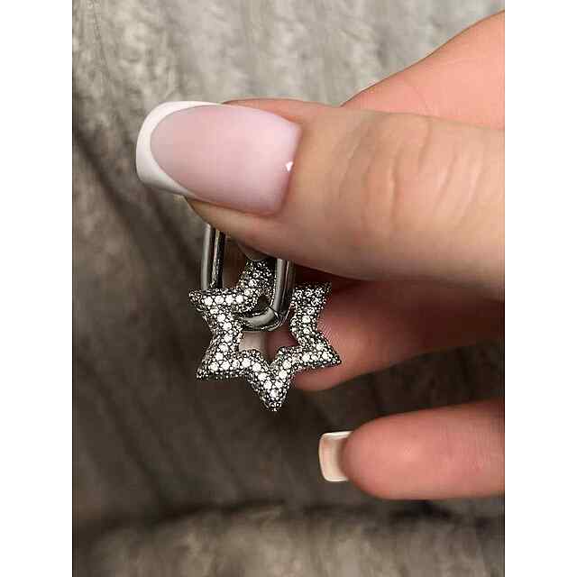 Сережки жіночі Burgundy Bijouterie: кільця, зірочки з камінчиками та гладка сторона. Знижка 20% PROM20! - 1 фото товару