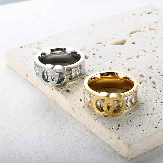 Жіноче кільце, блиск та вишуканість, розміри:7 / 8 (знижка через Instagram) - 2 фото товару