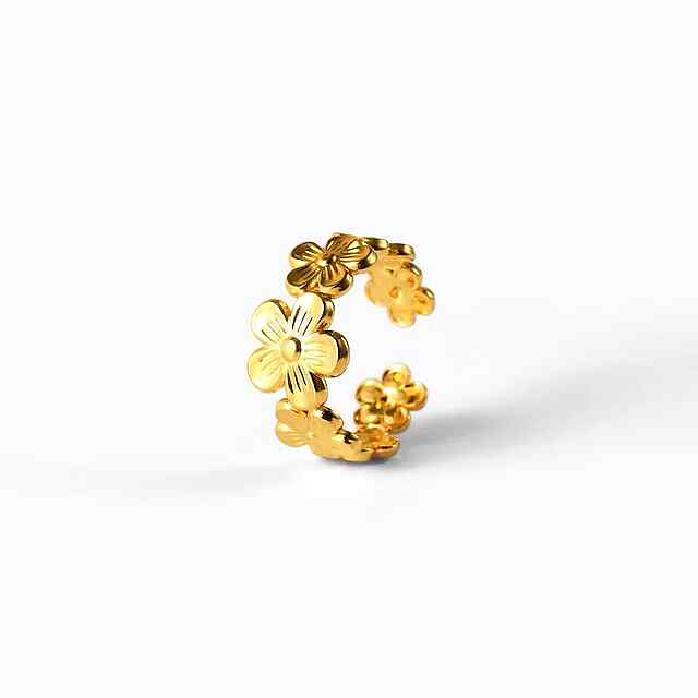 Ніжне колечко з квітами для романтичних образів. Знижка 20% в INSTAGRAM за кодом PROM20.