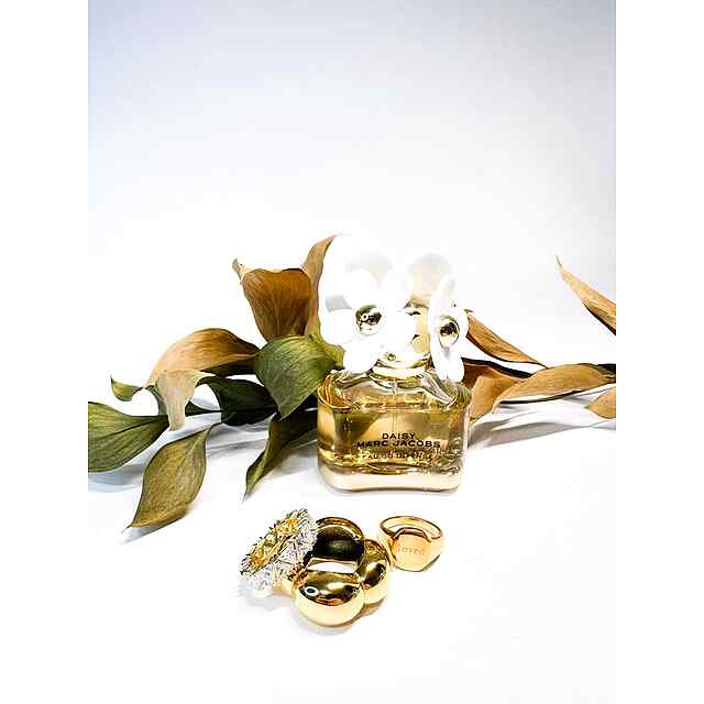 Жіноче колечко, ніжний дизайн, розмір 8, зі знижкою! Burgundy.bijouterie - 2 фото товару